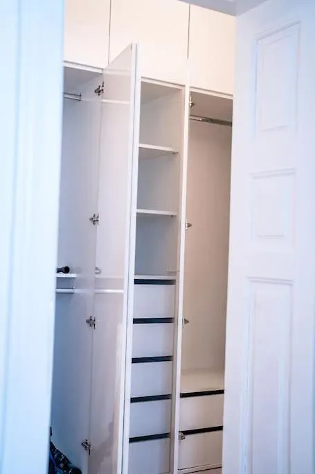 Best Point In The City / 2 Bedrooms ソフィア