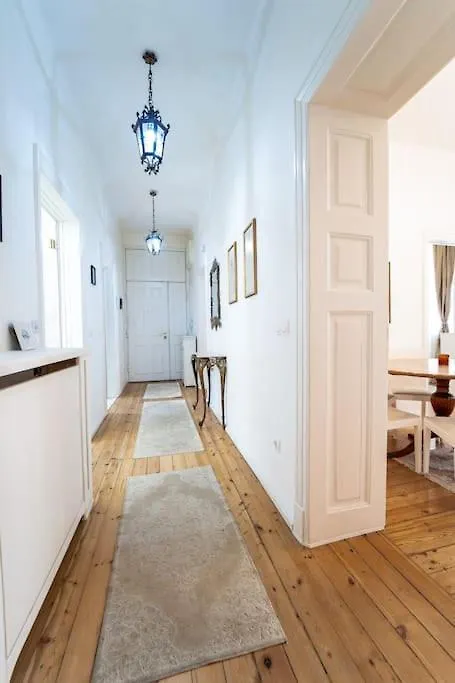 Best Point In The City / 2 Bedrooms ソフィア